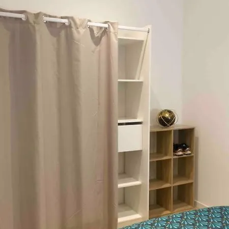 Superbe Design Dore Appartement