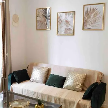 Superbe Design Dore * Cannes